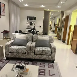 كبيرة عائلية Vip الوادي , الرياض المملكة العربية السعودية